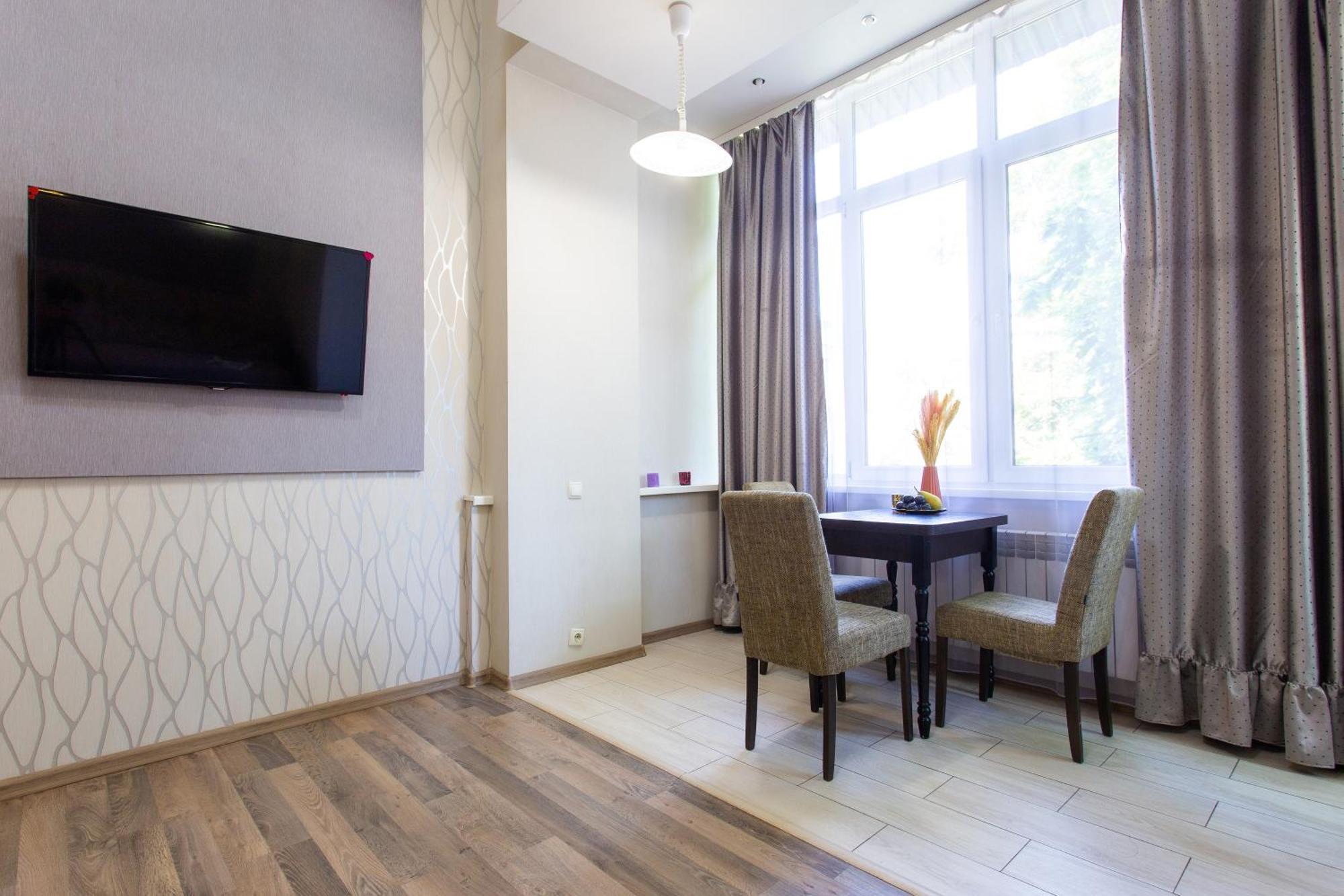 Royal Apartment On Pushkinskaya Харьков Экстерьер фото